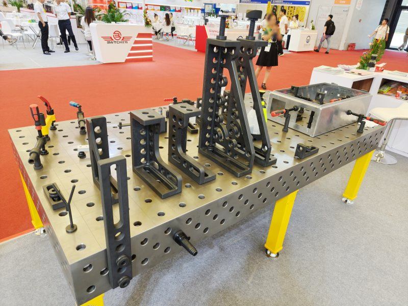 DCT 3D Welding Table Nitrided vs Chrome Plated Surface